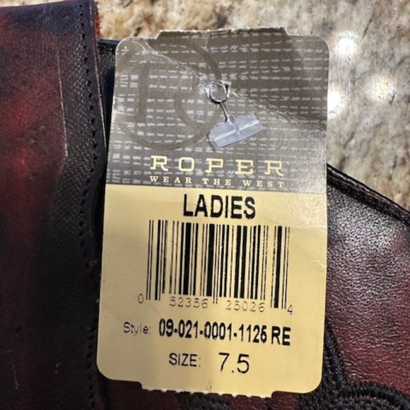 Roper Red All Over Embroidery Western Boots 4226 NWOB Boutique - Picture 14 of 14